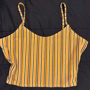 Crop top🥵🧡🧡